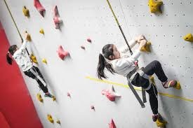 西甲：巴萨逆转塞维利亚夺胜